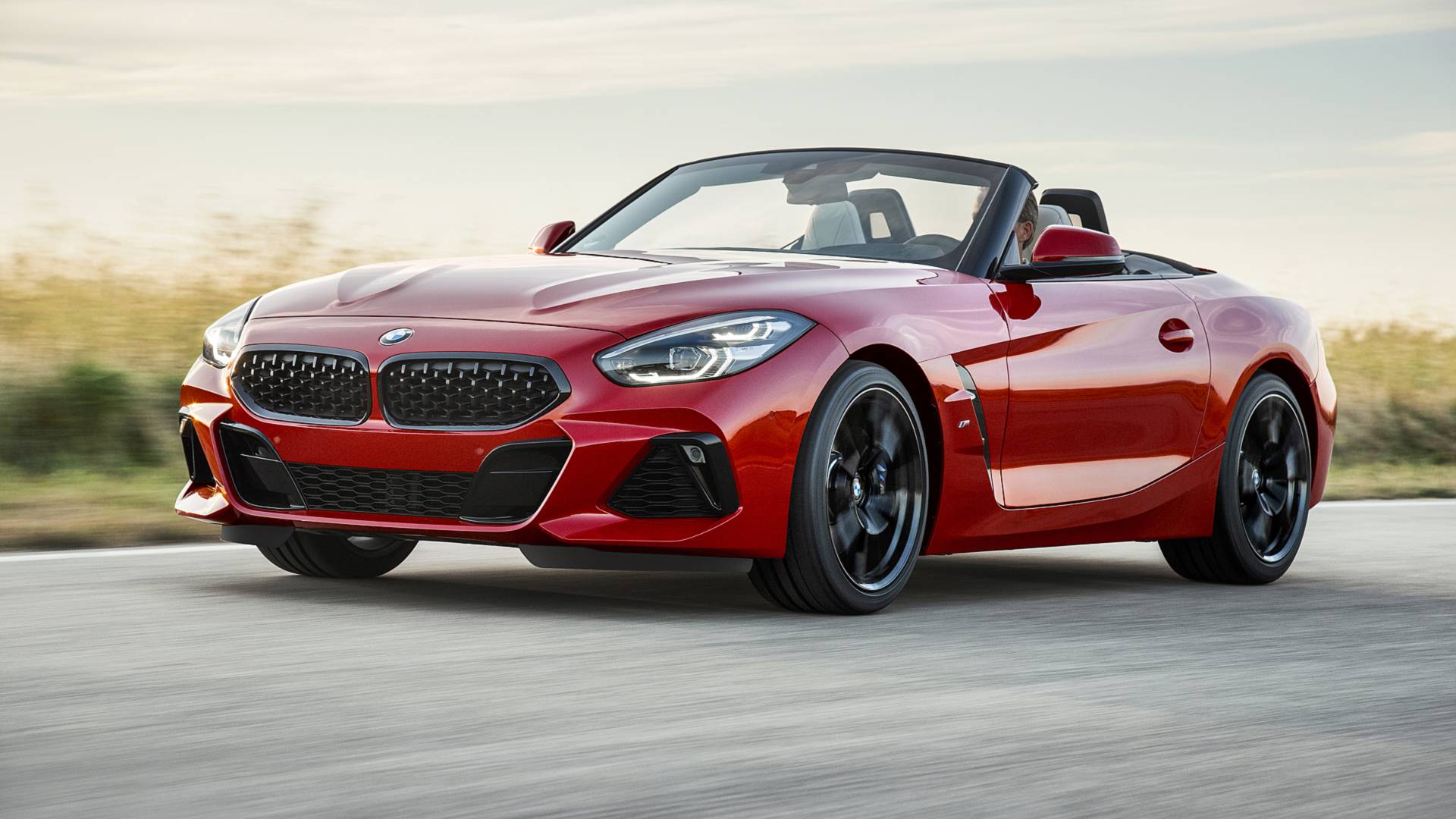 2019 BMW Z4 Breaks Cover at Pebble Beach with a Soft Top TechStory