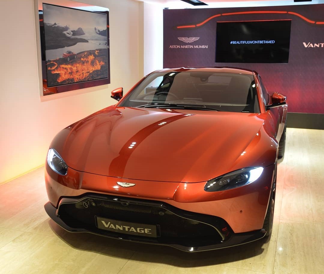 2019 Aston Martin Vantage India launch