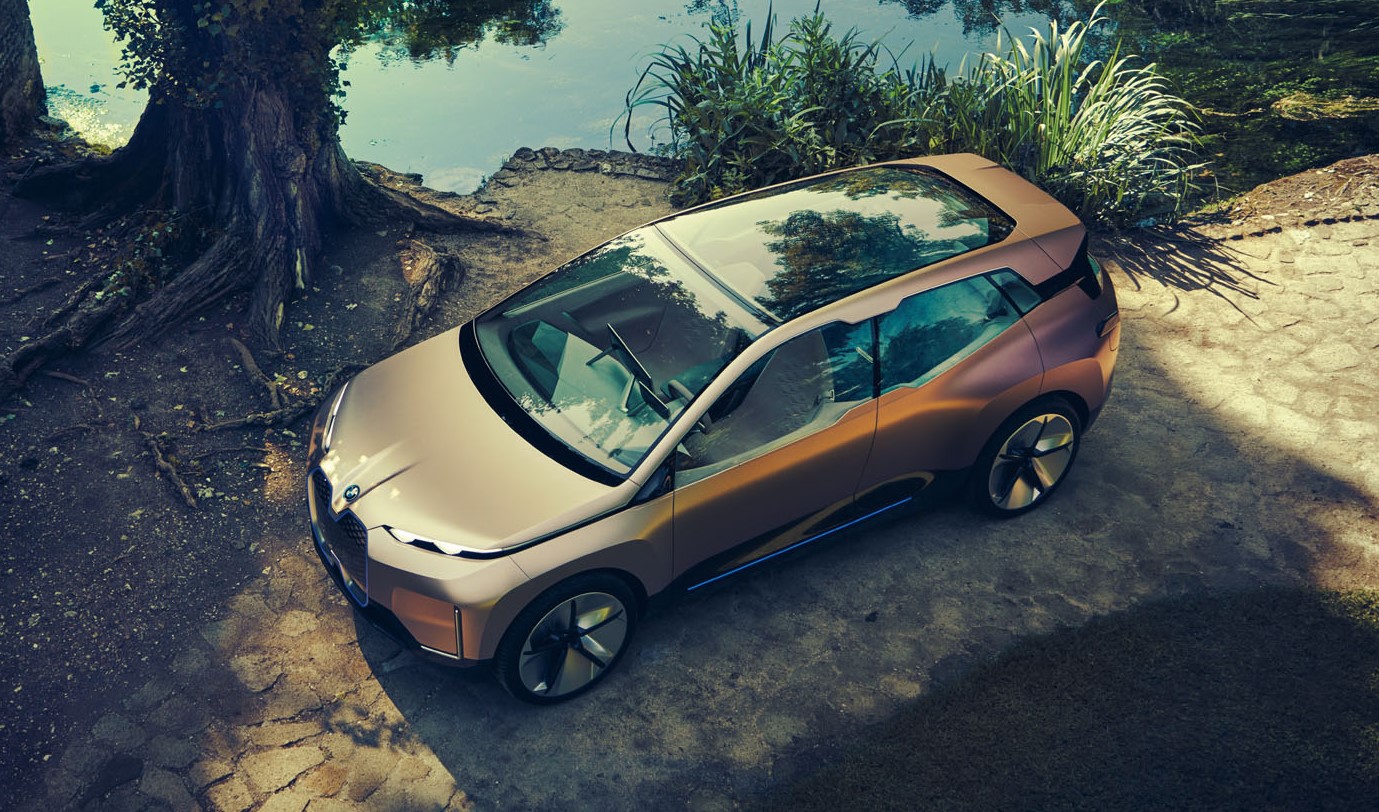 BMW iNEXT crossover concept sunroof