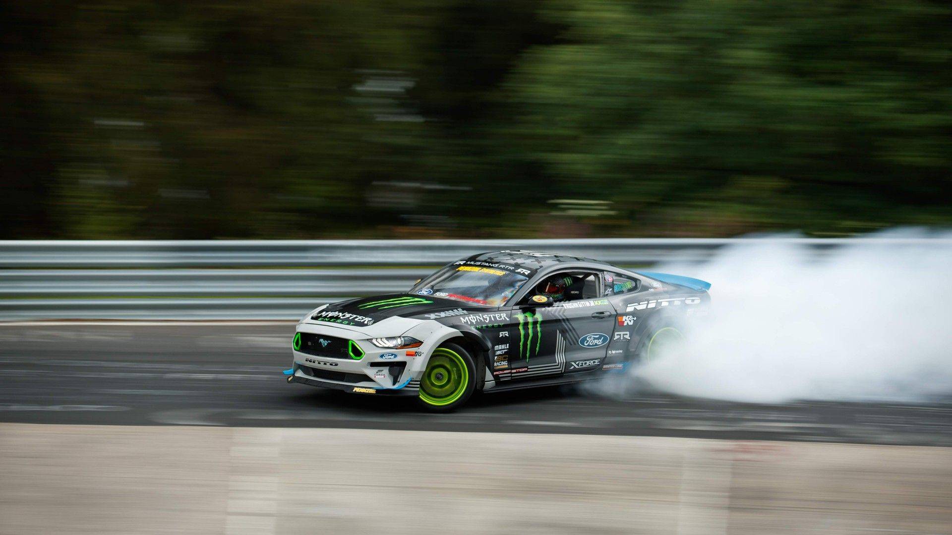 Ford Mustang RTR Nordschleife drifting lap