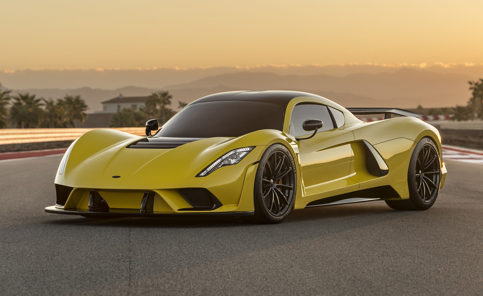 Hennessy Venom F5 500 kmph