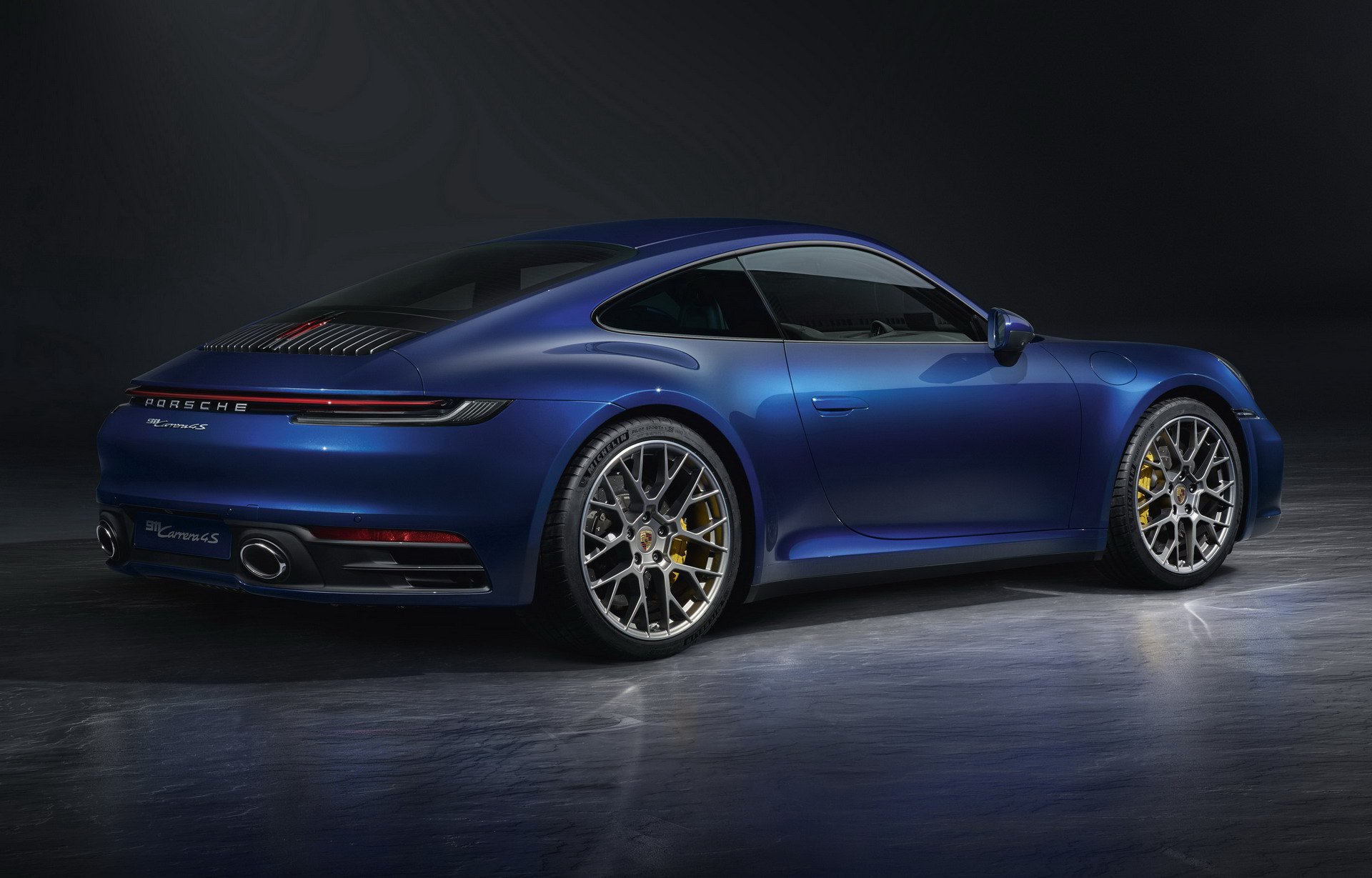 2020 Porsche 911 carrera 4S rear wing