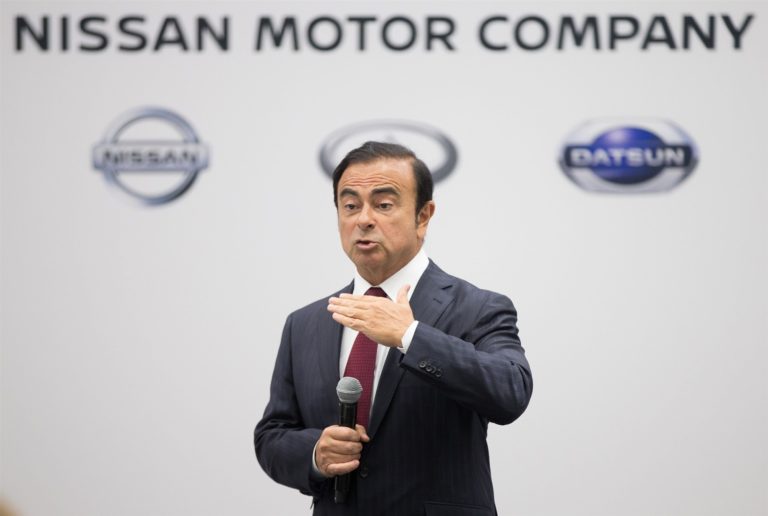 Nissan Chairman Carlos ghosn arrested misconduct