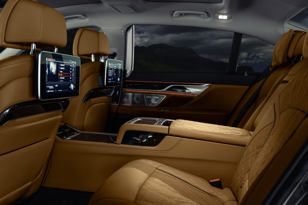 2020 BMW 7 series rear seat luxury