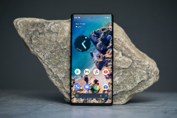 Users reports display flickering issue on Google Pixel 6 Pro