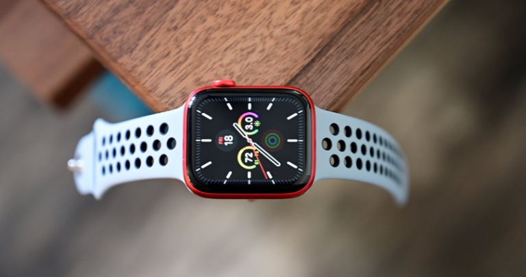 Apple remove Apple Watch Series 6 from official Apple website