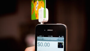 A device which allows credit card payment by inserting in audio jack