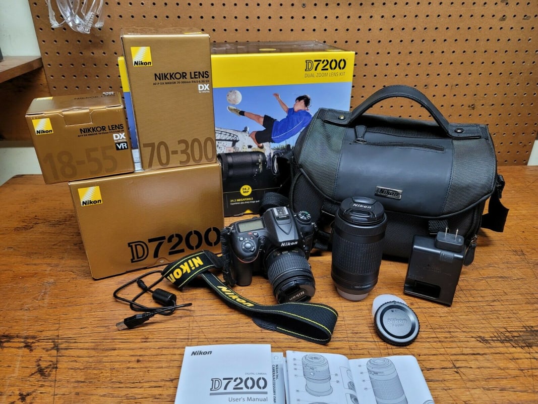 Nikon D7200 24.2MP Digital SLR Camera