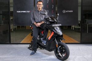 Ather CEO Tarun Mehta with Ather 450X