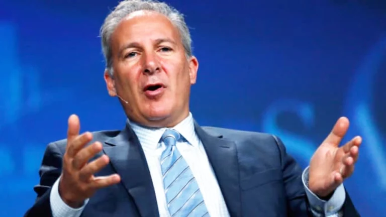 Economist Peter Schiff warns about US Dollar Crisis