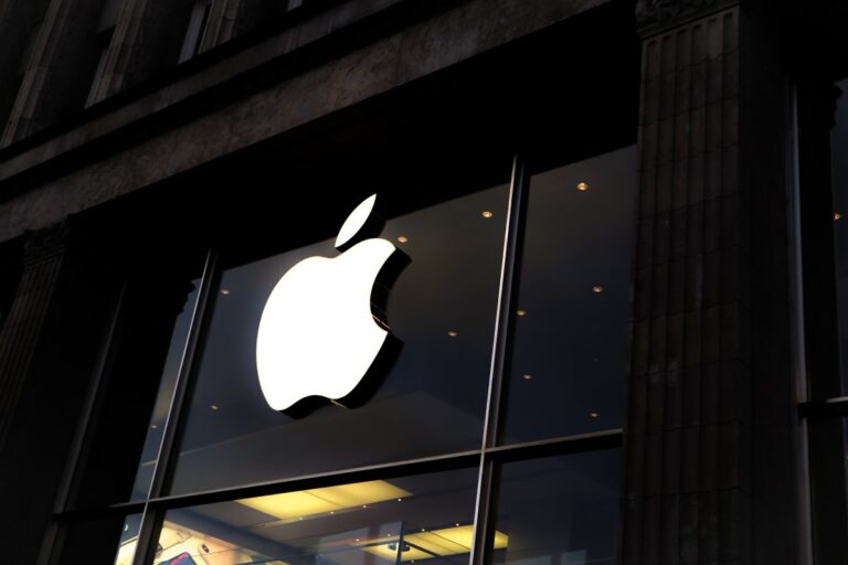 Apple iPhones from 2023 will be featuring USB Type-C Port