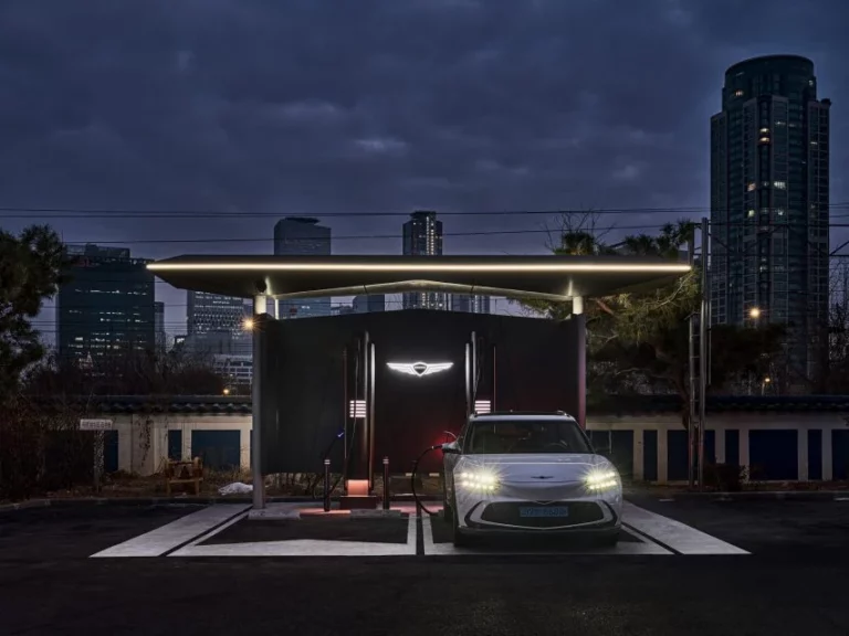 Morphosis charging stations