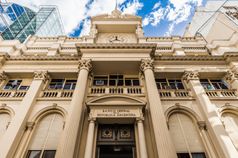 inflation-argentina-central-bank-interest-rate-hike-5-5