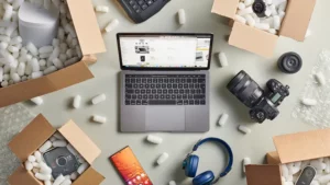 A group of Black Friday online shopping purchases photographed in delivery boxes filled with polystyrene packing pellets, taken on September 13, 2019. Source : Getty Images