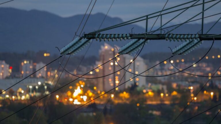 France to expand electricity interconnections with Ireland, Italy
