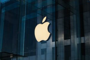 Apple's market value has fallen below 2 trillion dollars