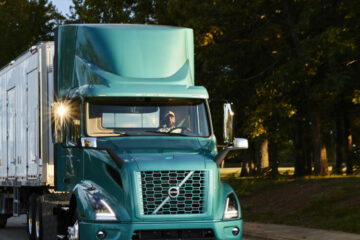 Uber Freight Announces its First Electric Truck Pilot, Partnering with WattEV and CHEP on Southern California Routes - Uber Freight
