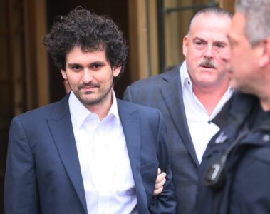 After getting bail, Sam Bankman-Fried may have a flip phone with limited internet connection