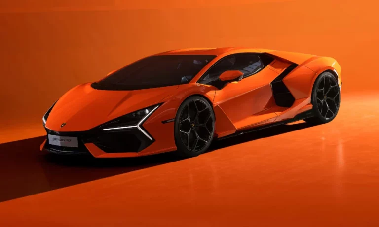 Lamborghini Revuelto is the Aventador-replacing V12-plug-in hybrid hypercar