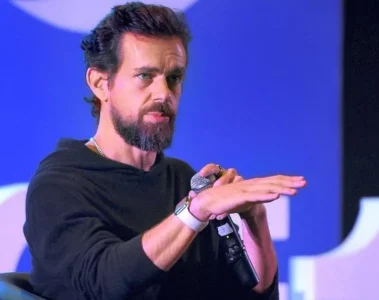 Jack dorsey offered 10 BTC to the creator of decentralized GitHub