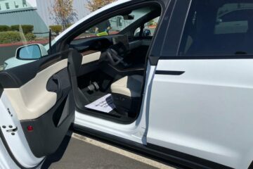 NHTSA opens probe on 50k Tesla Model X after two seat belt complaints