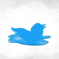 Twitter faces outage