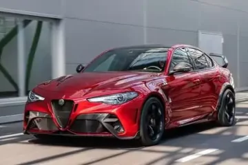 Alfa Romeo Electric SUV Based on Jeep Avenger Coming in 2024: Report