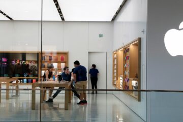 How Apple's Anti-Union Messaging Could Impact Labor Relations Across the Retail Sector