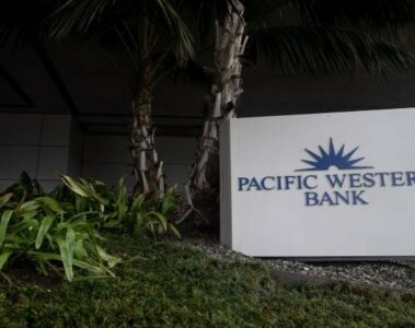 Regional Bank Stocks Bounce Back, PacWest Jumps Nearly 82% Despite Week's Losses