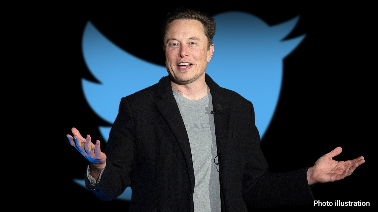 Twitter to pay verified creators for ads in replies, Musk says