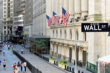 FDIC proposes special assessment fee for big US banks to replenish failure fund