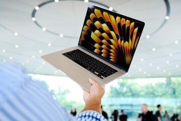 Introducing the 15-inch MacBook Air M2 | Apple's Latest Innovation