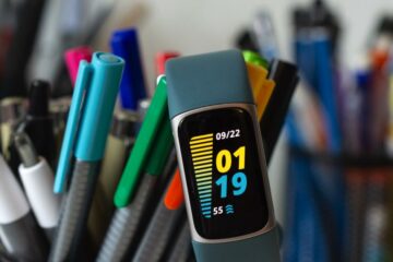 Get Ready for Summer Savings: Fitbit Inspire 3 for $80 - GRAB IT!