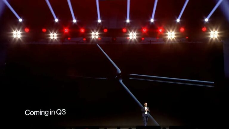 OnePlus to steal the spotlight from Samsung with its new foldable
