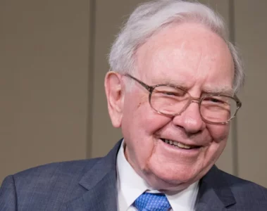 Warren Buffett Turns $67,000 into a Staggering $400 Million, Changing His Neighbor's Life Forever
