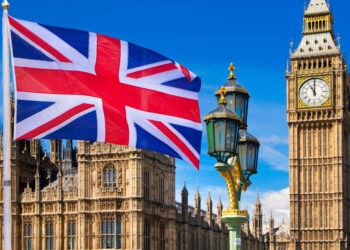 Delays in UK Tax Digitization Project Projected to Cost Exchequer £1.75 Billion in Missed Revenue
