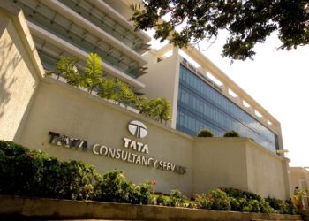 Tech Clash: TCS Faces $210 Million Payment to DXC in US Trade-Secret Case