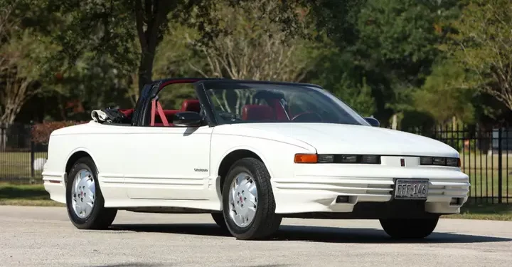 Exploring George Foreman’s Enviable Car Collection: A Showcase of Rare and Iconic Vehicles