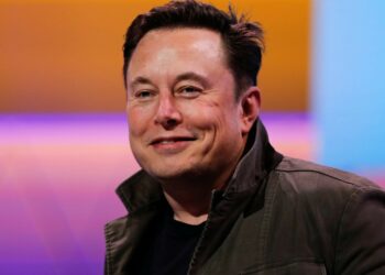 Elon Musk Makes a Mind-Bending Move: University, Montessori, and the Future of Education!