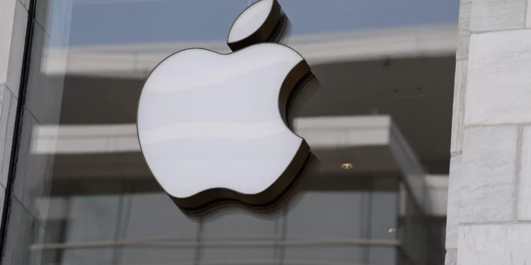 Apple Unveils MLX: Revolutionizing Machine Learning on Apple Silicon