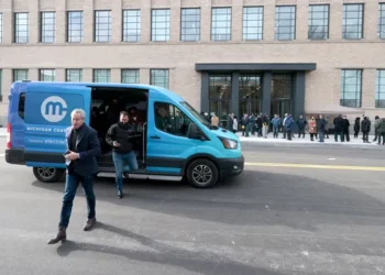 Detroit Introduces Nation’s First Wireless EV Charging Road