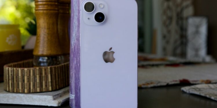 Flipkart Deal Alert - Apple iPhone 14 Hits its All tine Low PRICE!