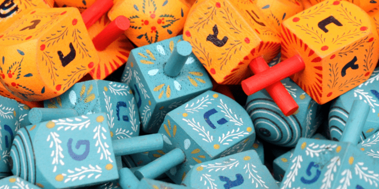 How To Play the Dreidel Game