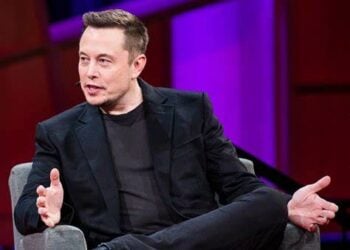 X CEO Backs Musk After Expletive Rant: Balancing Freedom & Responsibility?