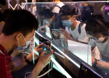 China to regulate Gaming spending