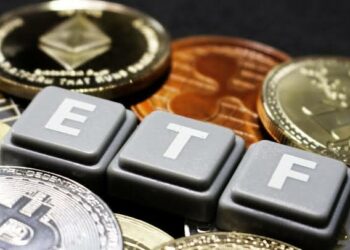 Unlocking Trillions: Grayscale CEO Bullish on Bitcoin ETFs
