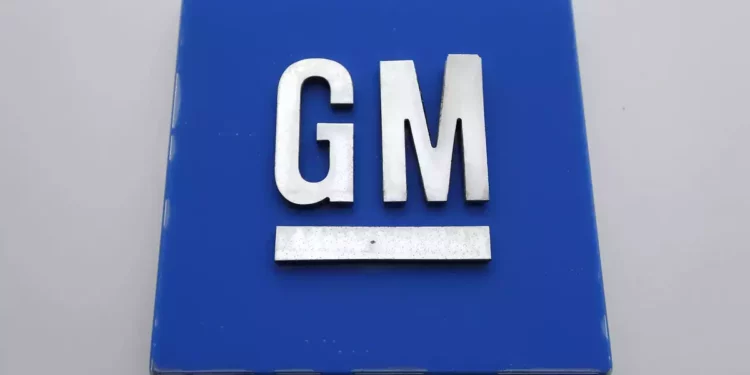 GM Takes a Bold Step Away from CarPlay and Android Auto, Prioritizing Safety and Profitability
