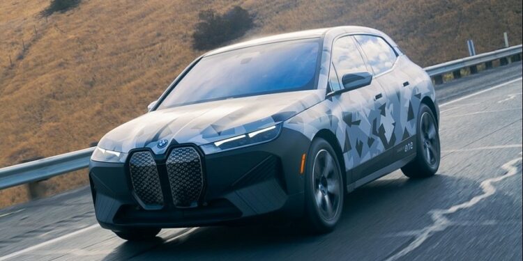BMW iX