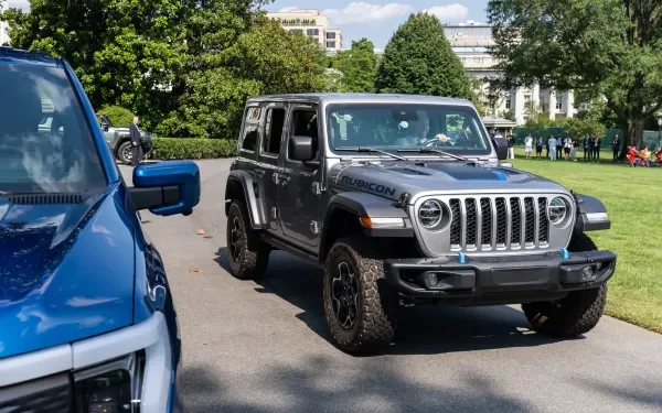 President Joe Biden test drives an all-electric Jeep Rubicon