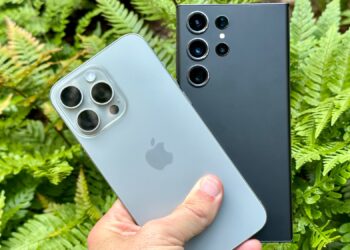 Apple beats Samsung to become global lead in smartphone shipments